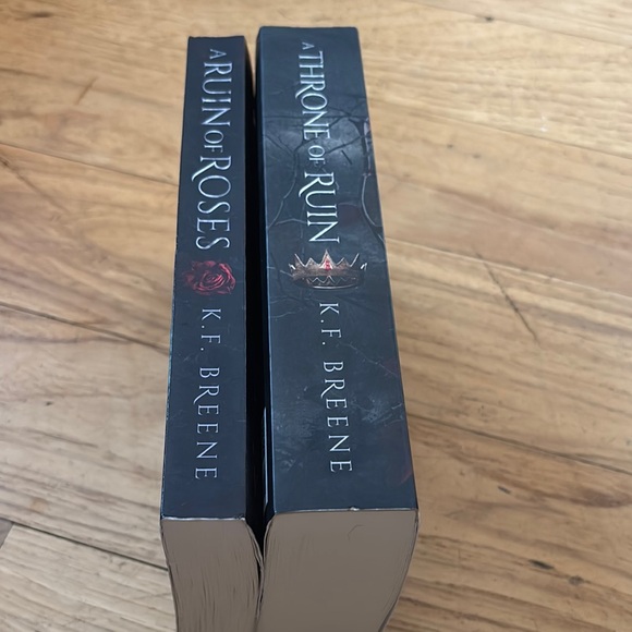 🌶️Set of A Ruin of Roses and A Throne of Ruin Books🌶️ spicy! - Picture 2 of 8